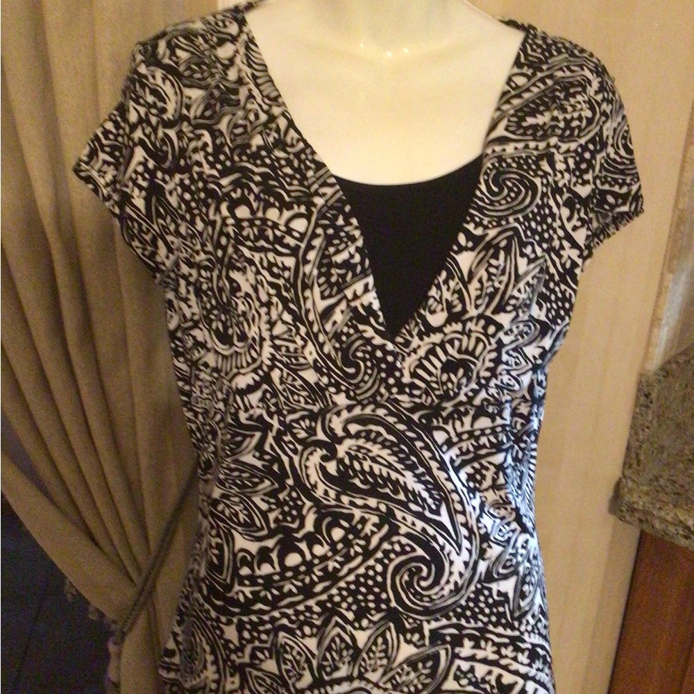 NWOT PerSeption Concept Black and White Paisley Blouse